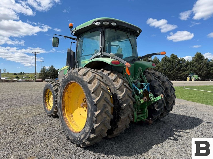 2013-john-deere-7200r-image-3