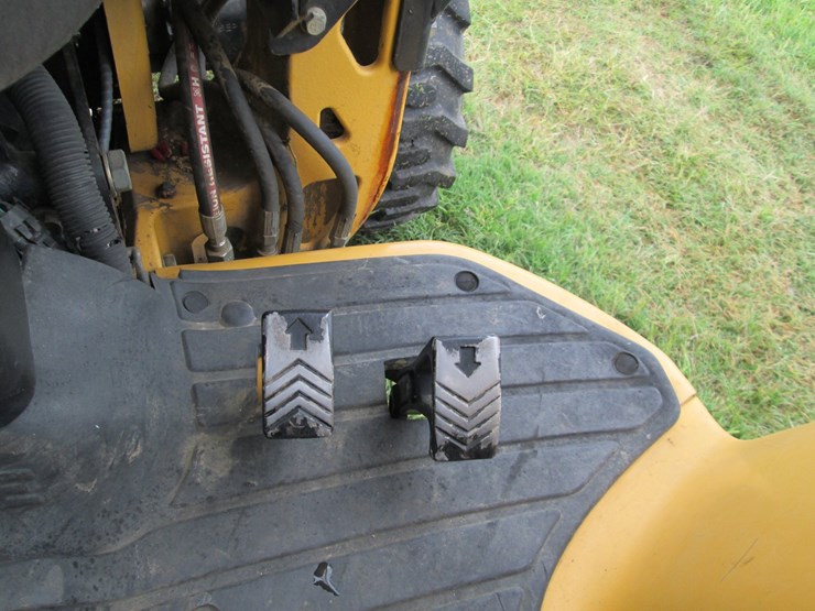 john-deere-110-image-37