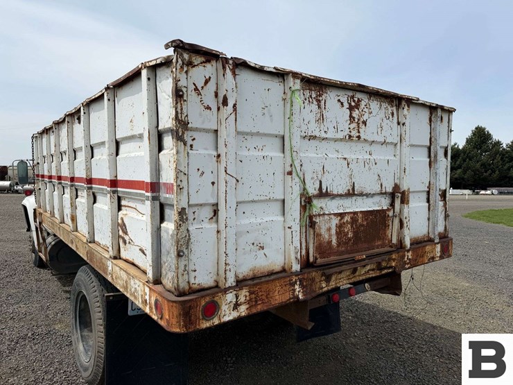 1976-ford-f750-image-18