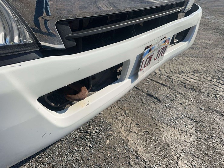 2020-hino-195-image-14