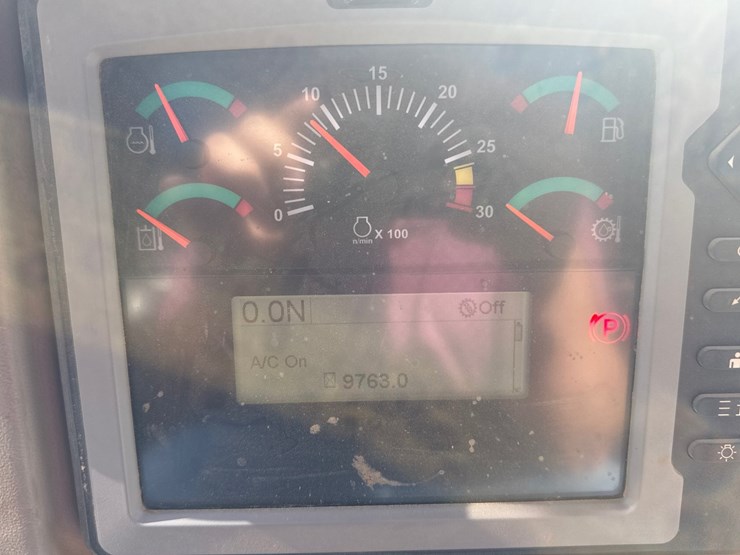 2013-caterpillar-d6n-lgp-image-12