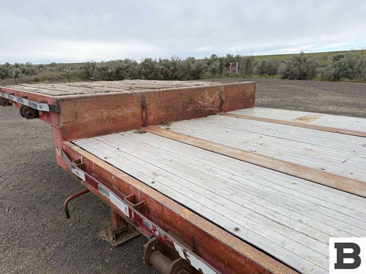 1976-fruehauf-flatbed-image-16