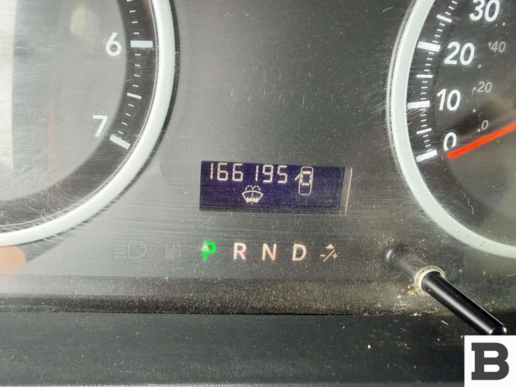 2011-dodge-ram-1500-image-30