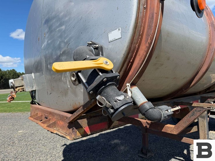 1973-brenner-transport-tank-trailer-image-11