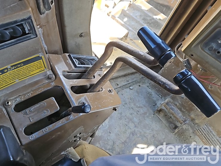 1990-caterpillar-d9n-image-22