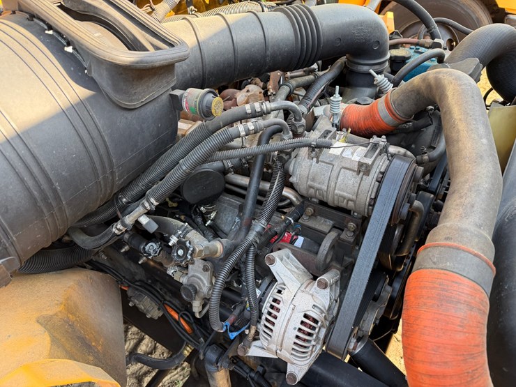 #552-•-#551-•-2011-international-school-bus-image-24