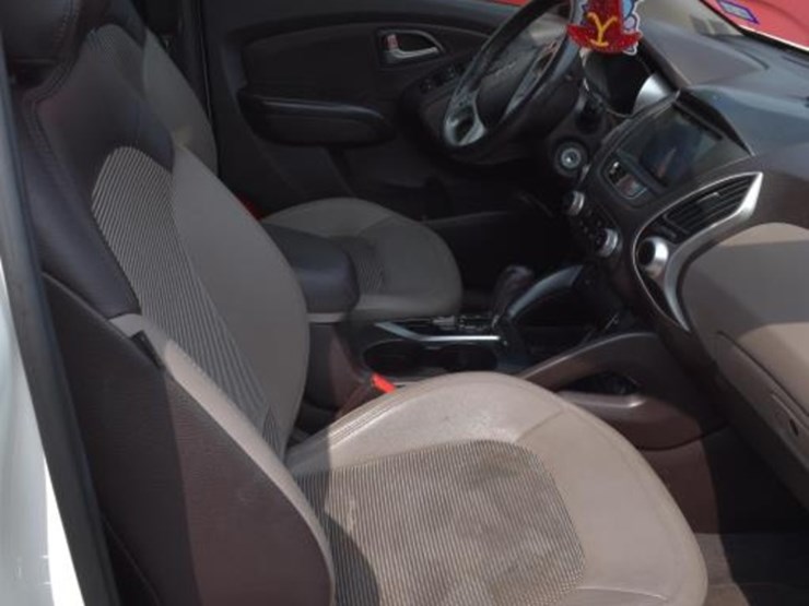 2013-hyundai-tucson-image-10