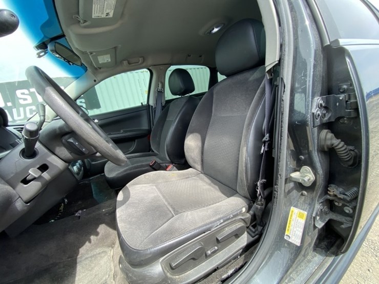 2014-chevrolet-impala-limited-sedan-image-22