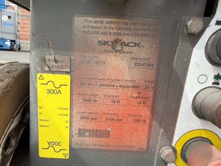 2013-skyjack-sjiii3219-image-17