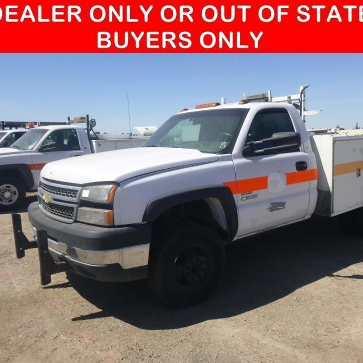 2005 CHEVROLET 3500