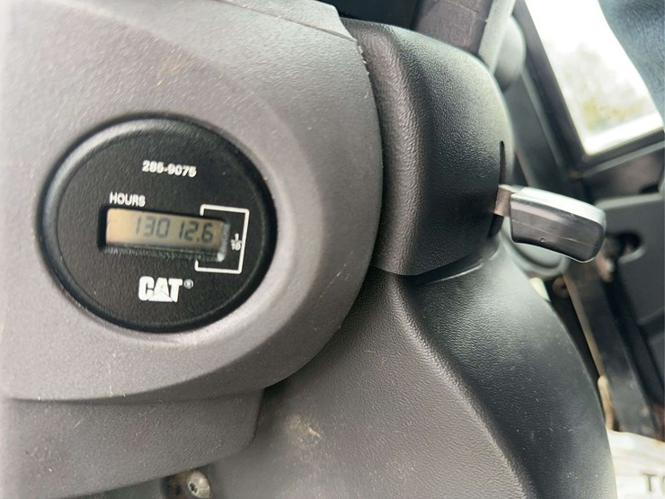 2011-caterpillar-it14g-image-32