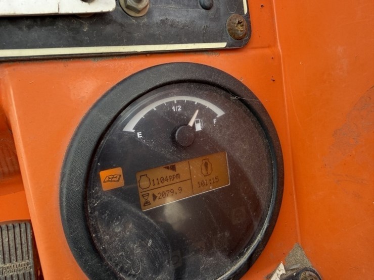 2015-sky-trak-6042-image-27