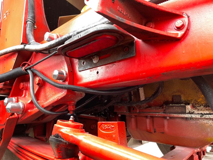 1976-peterbilt-359-image-92