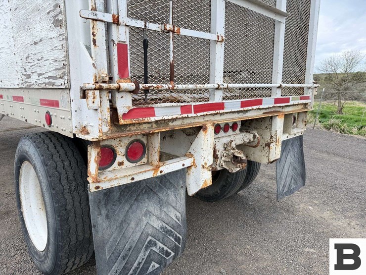 1983-fruehauf-open-top-image-17