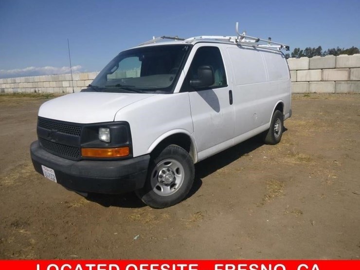 2016-chevrolet-2500-image-33