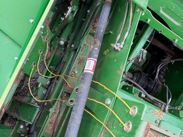 2015-john-deere-l340-image-76