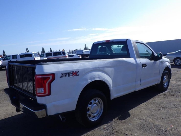 2016-ford-f150-image-3