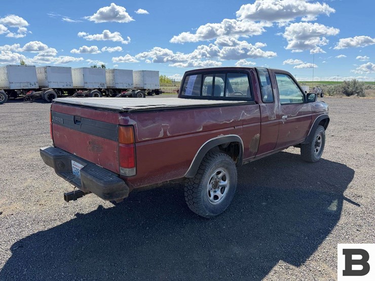 1987-nissan-pickup-image-5