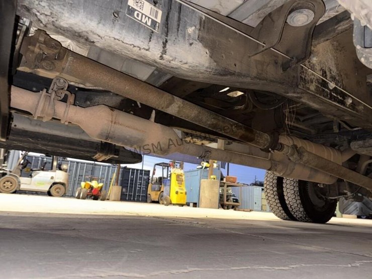 2013-ford-f450-image-33