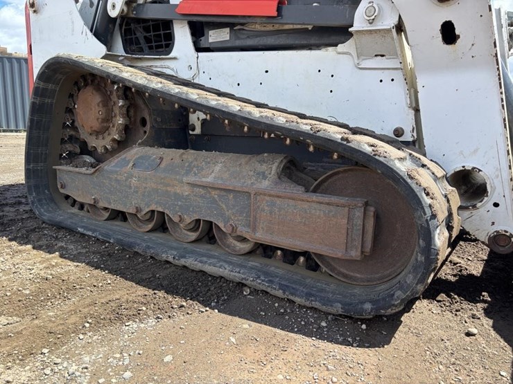 2018-bobcat-t650-image-15