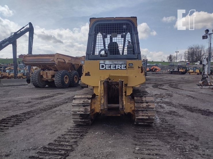 2004-deere-550j-lt-image-4