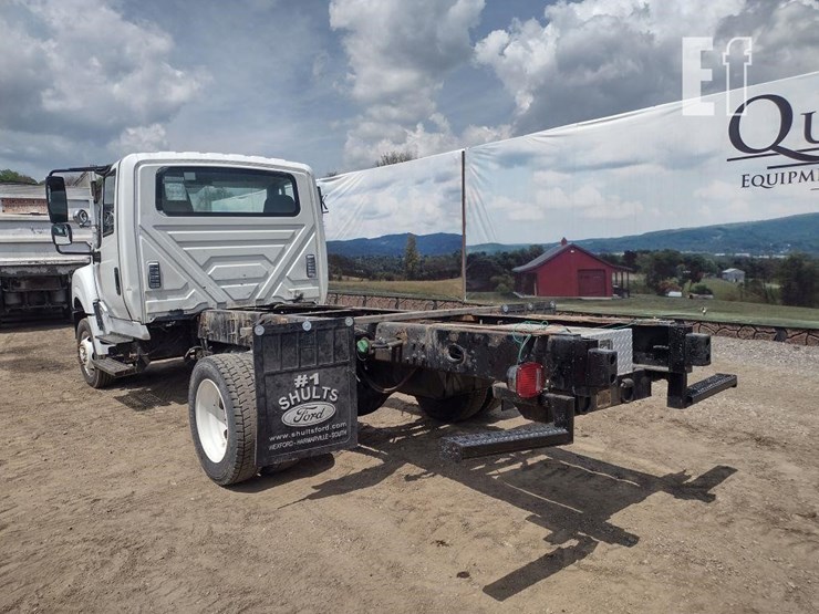 international-15-image-31