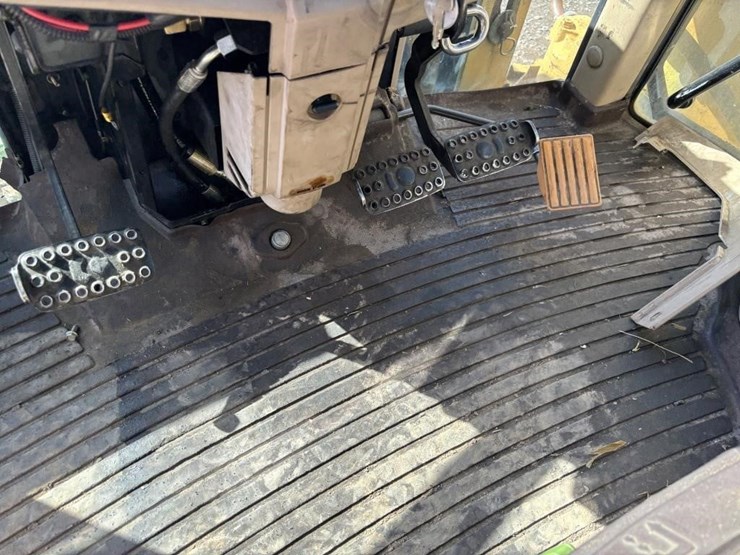 john-deere-6410-image-47