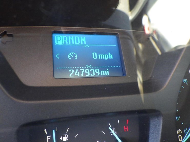 2017-ford-transit-image-14