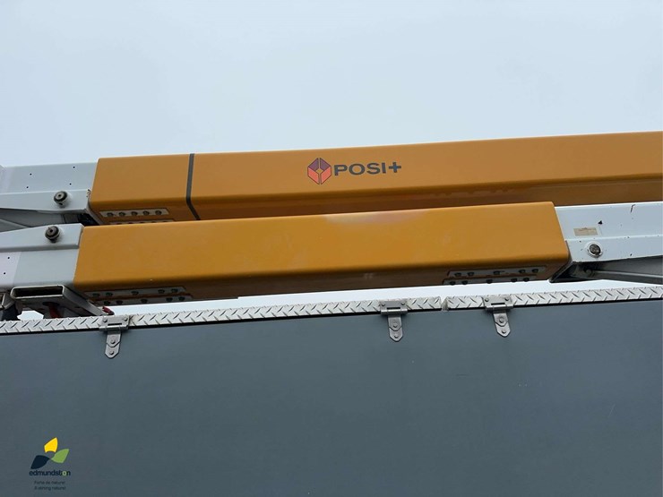 2006-international-7400-image-19