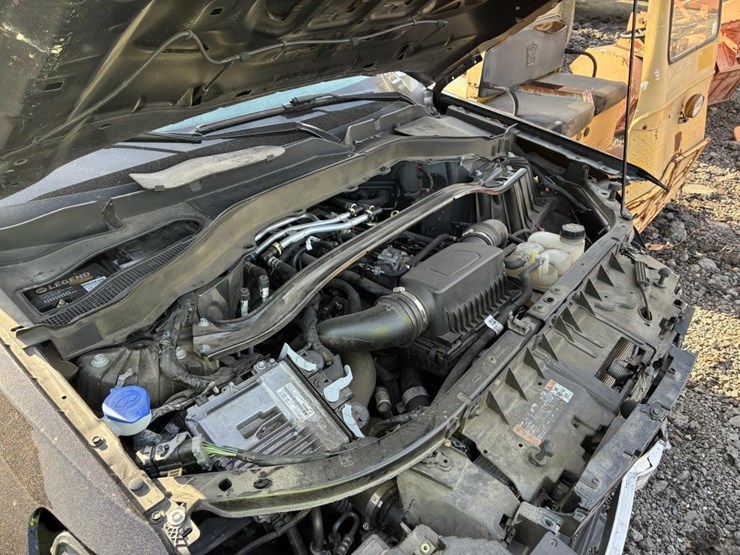 2022-ford-explorer-police-interceptor-image-12