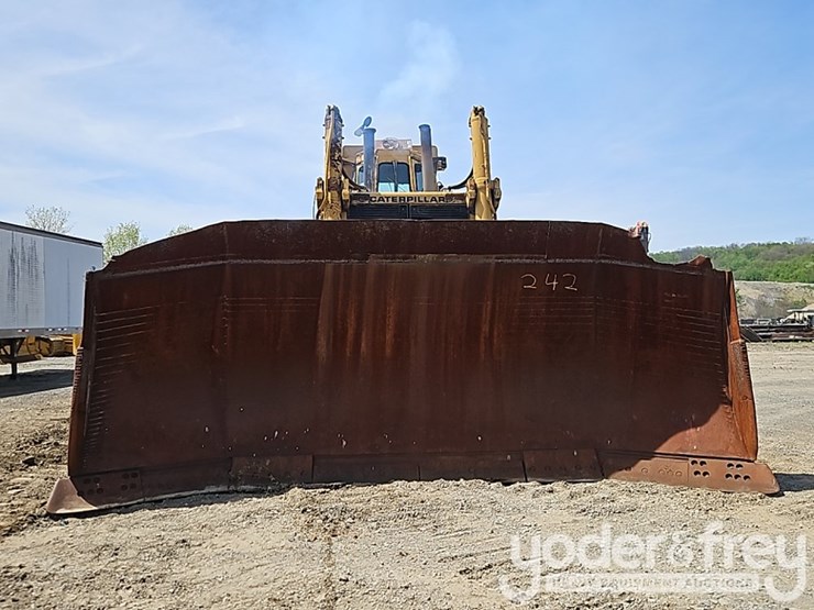 1980-caterpillar-d10-image-17