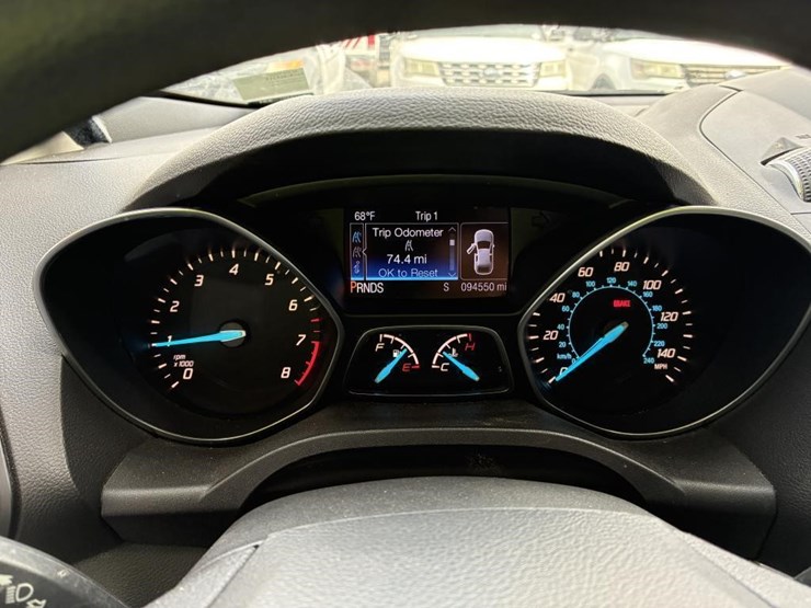 2013-ford-escape-se-image-15