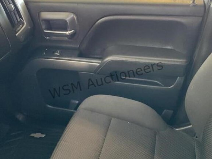 2018-chevrolet-silverado-1500-image-19