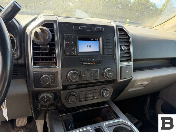 2018-ford-f150-image-28