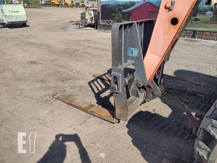 2004-jlg-g6-42a-image-13