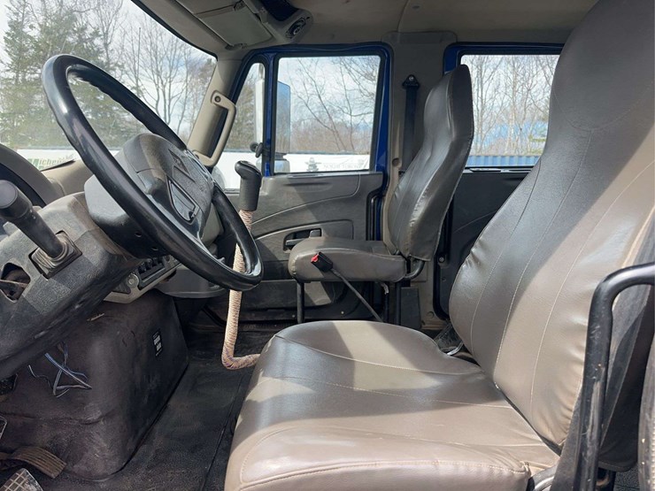 2016-international-4300-image-18