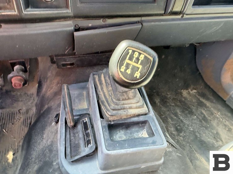 1989-jeep-comanche-pickup-image-29