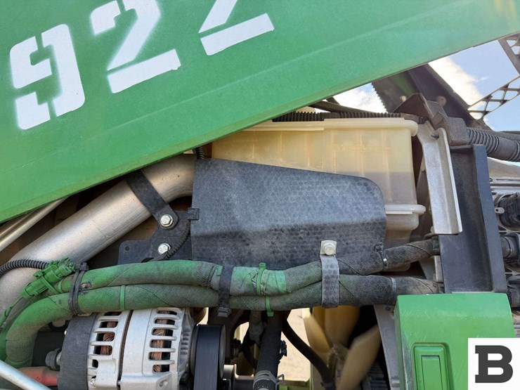 2021-john-deere-7r-210-image-56