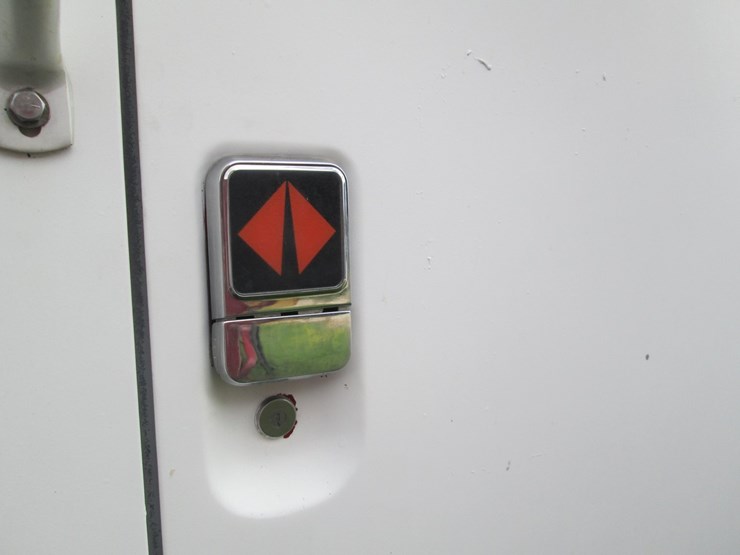 1990-international-4900-image-29