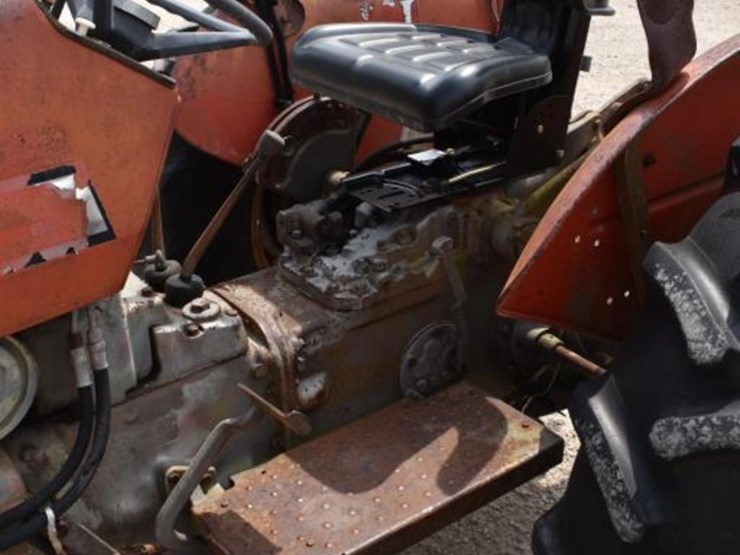 massey-ferguson-245-image-8