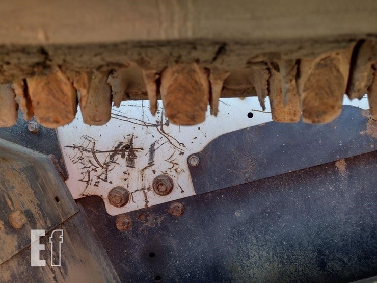 2022-bobcat-t770-image-30