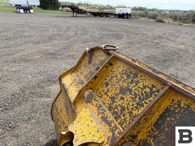 1993-caterpillar-416b-image-12