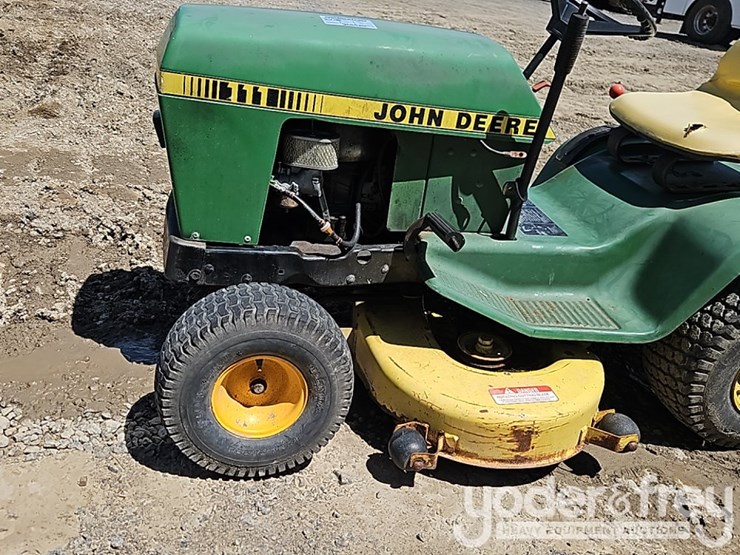 john-deere-111-image-7