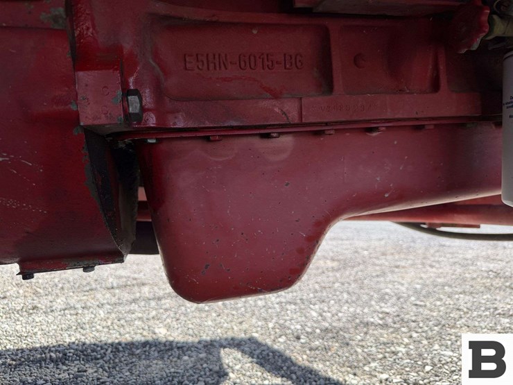 new-holland-1085-image-55