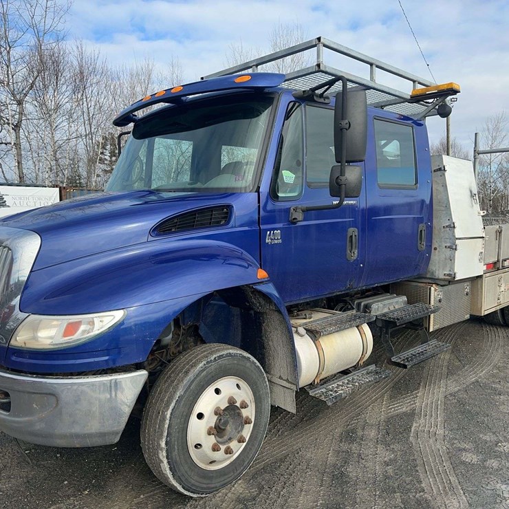 2008 INTERNATIONAL 4400 SBA