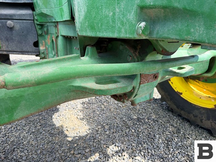 2013-john-deere-7200r-image-46