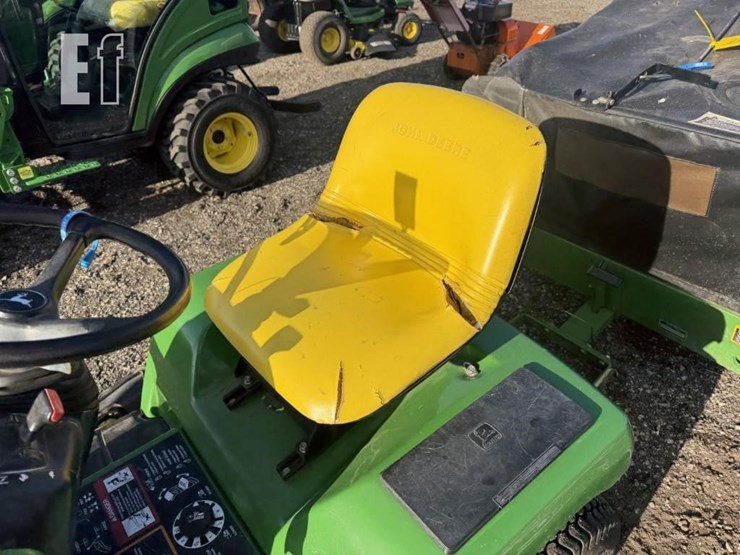 john-deere-345-image-9