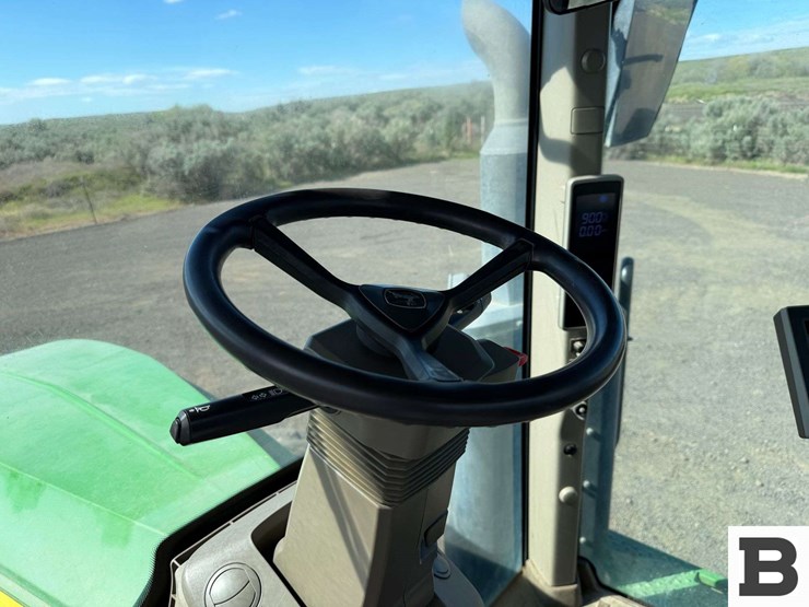 2021-john-deere-7r-210-image-75