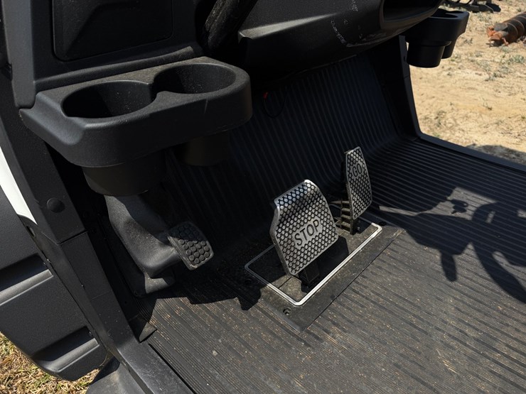 #576-•-#575-•-golf-cart-image-12