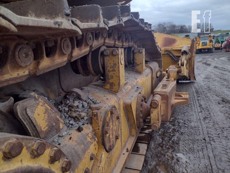 2018-caterpillar-d7e-image-35